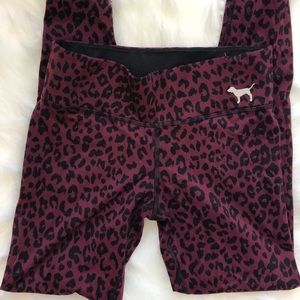 Leopard print yoga pants